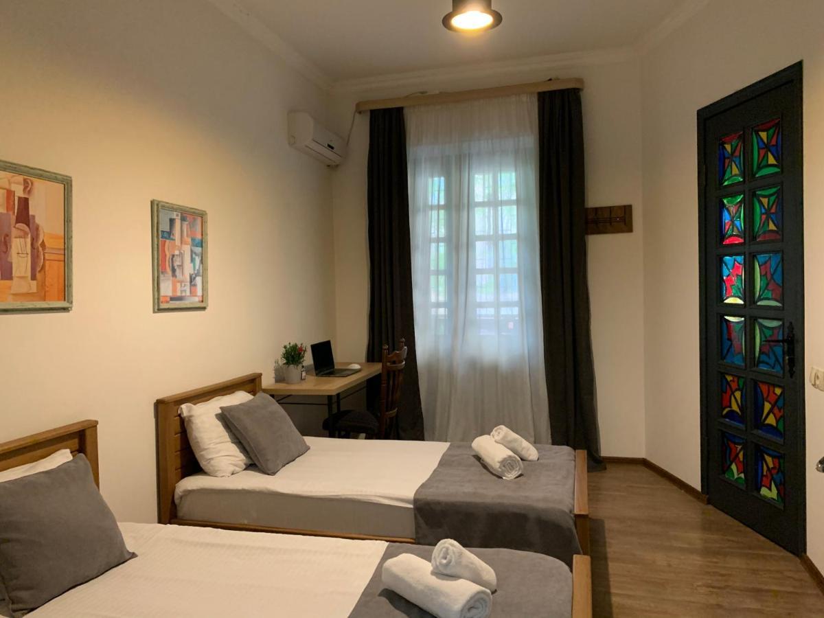 Grape House Hotel Тбилиси Екстериор снимка