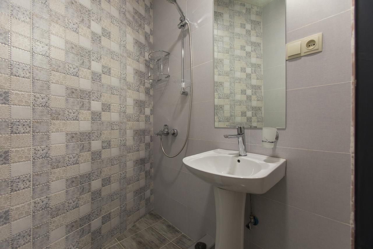 Grape House Hotel Тбилиси Екстериор снимка