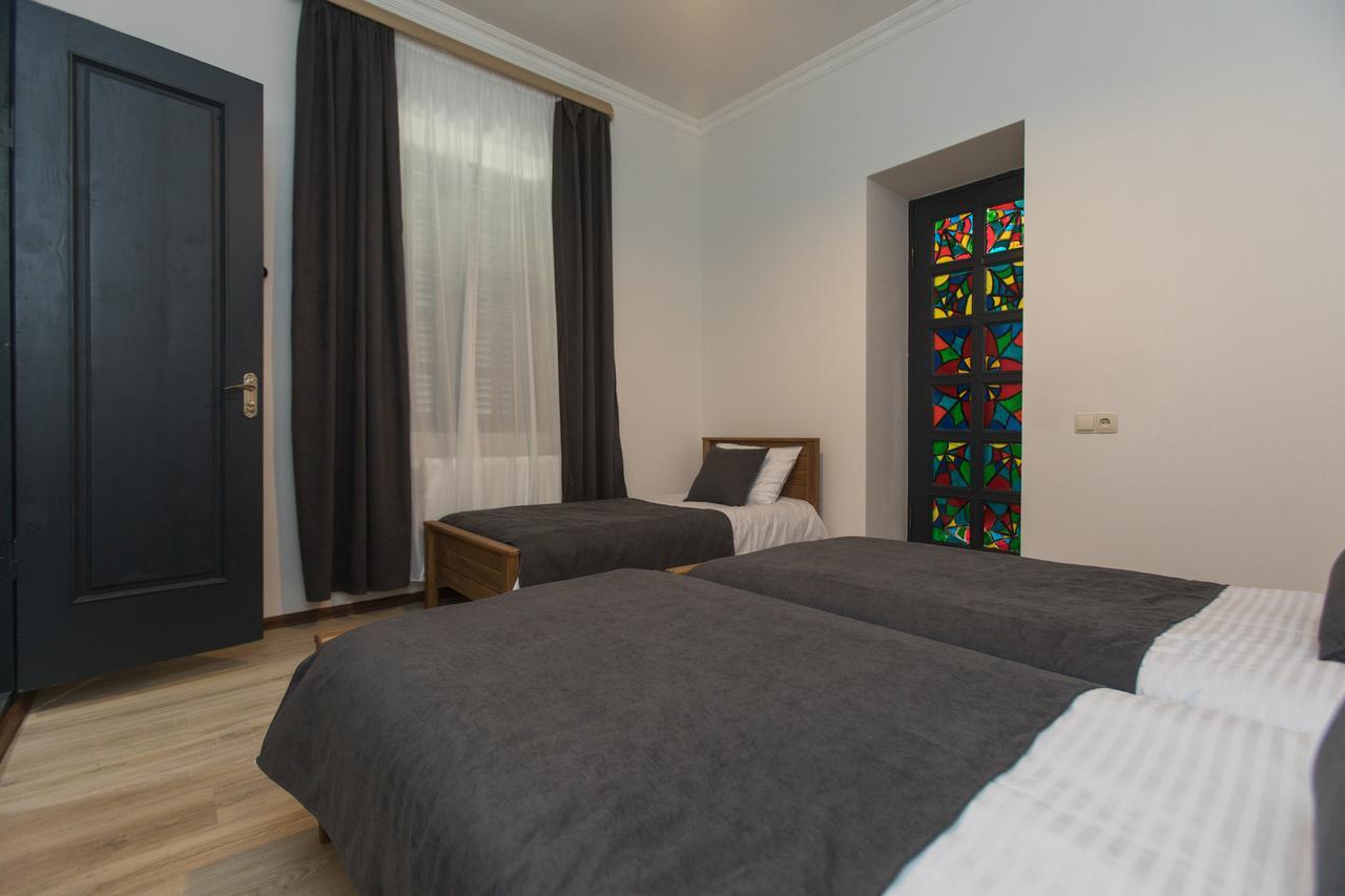 Grape House Hotel Тбилиси Екстериор снимка