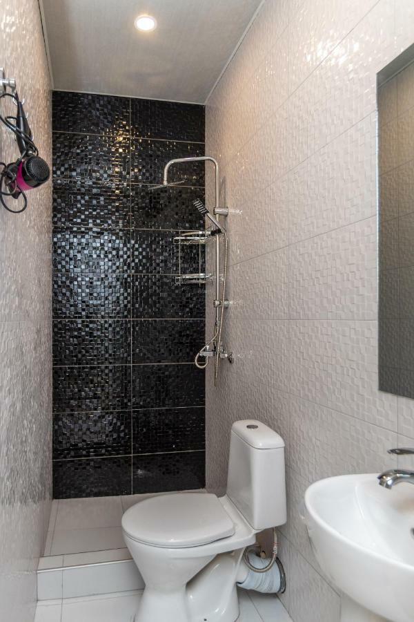 Grape House Hotel Тбилиси Екстериор снимка